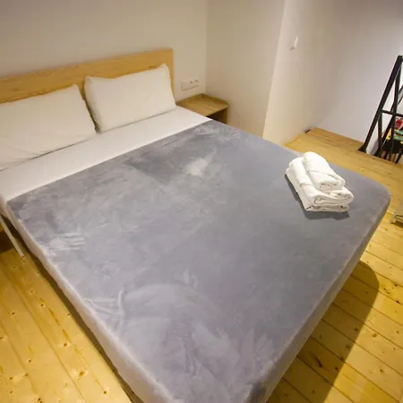 2 * Βαλένθια